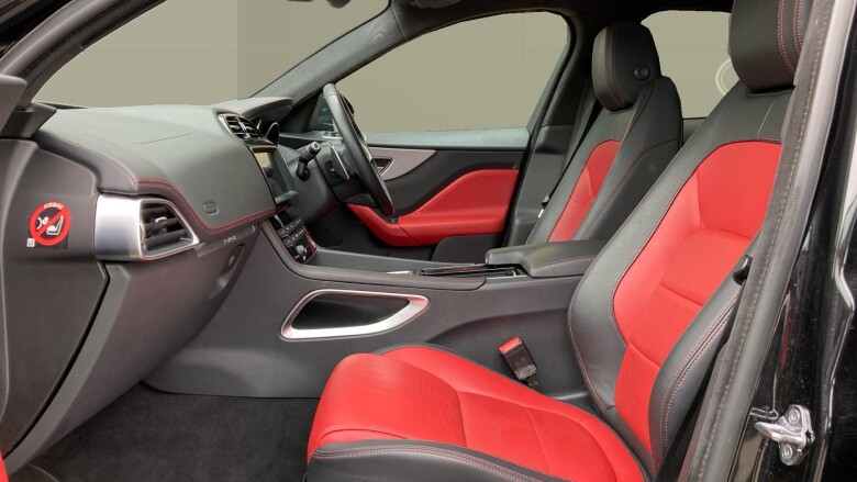 Jaguar F-Pace 2.0d R-Sport 5dr Auto AWD Diesel Estate